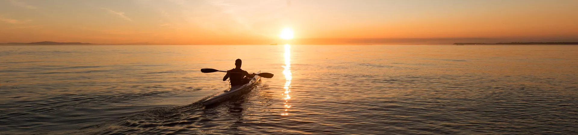 kayak-couche-soleil-camping-merendella